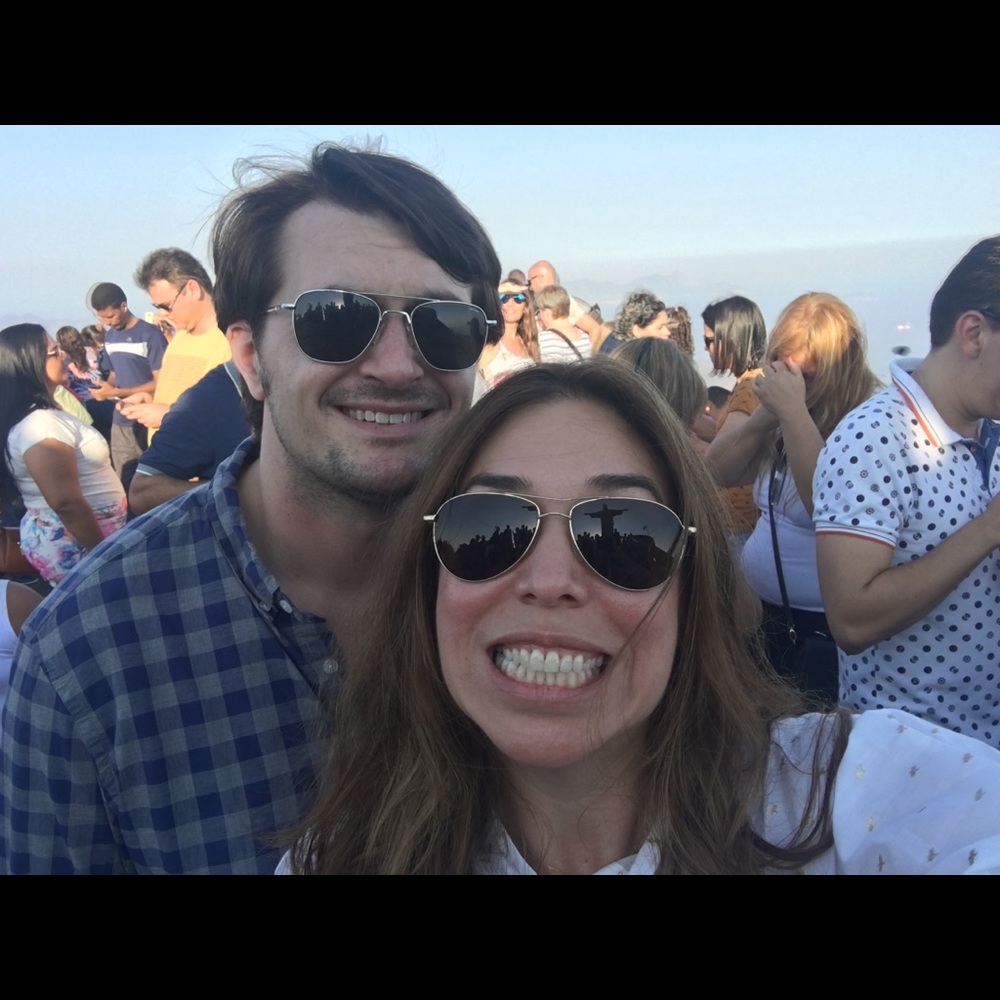 Meet your Posher, Thais